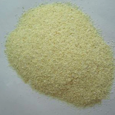 Osušeni mljeveni bijeli luk